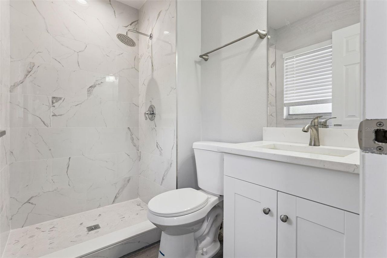 801 ELM AVENUE — photo 25