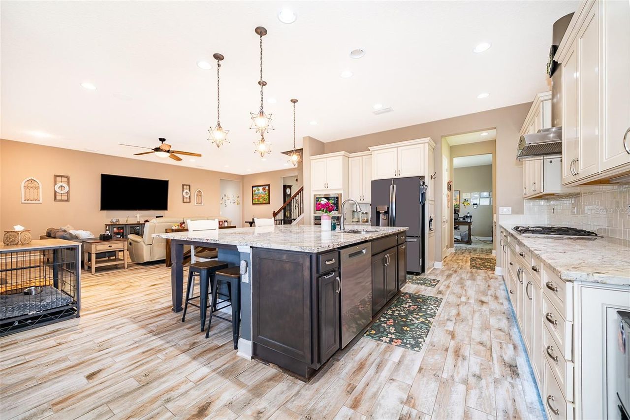 3546 MEDITERRA DRIVE — photo 12