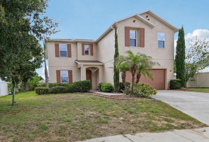 1585 AUBURN HILLS COURT, TAVARES, FL