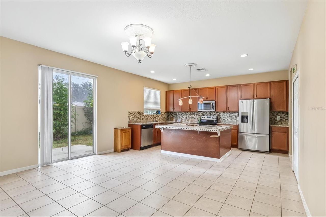 1585 AUBURN HILLS COURT — photo 5