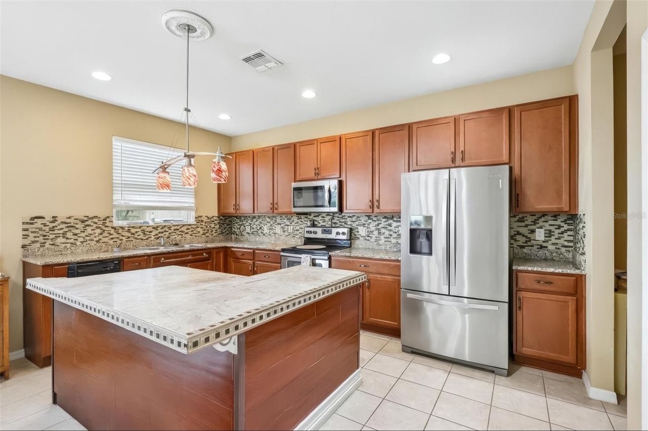 1585 AUBURN HILLS COURT — photo 6