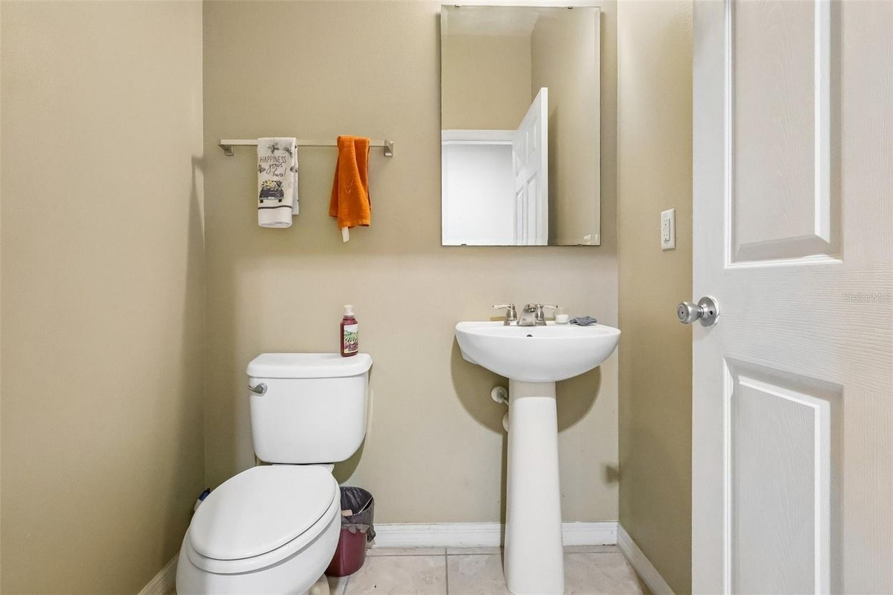 1585 AUBURN HILLS COURT — photo 8