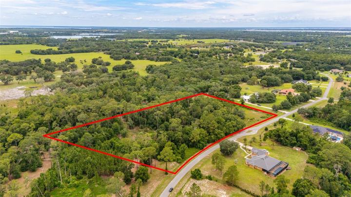 27037 GRAND OAK LANE, TAVARES, FL