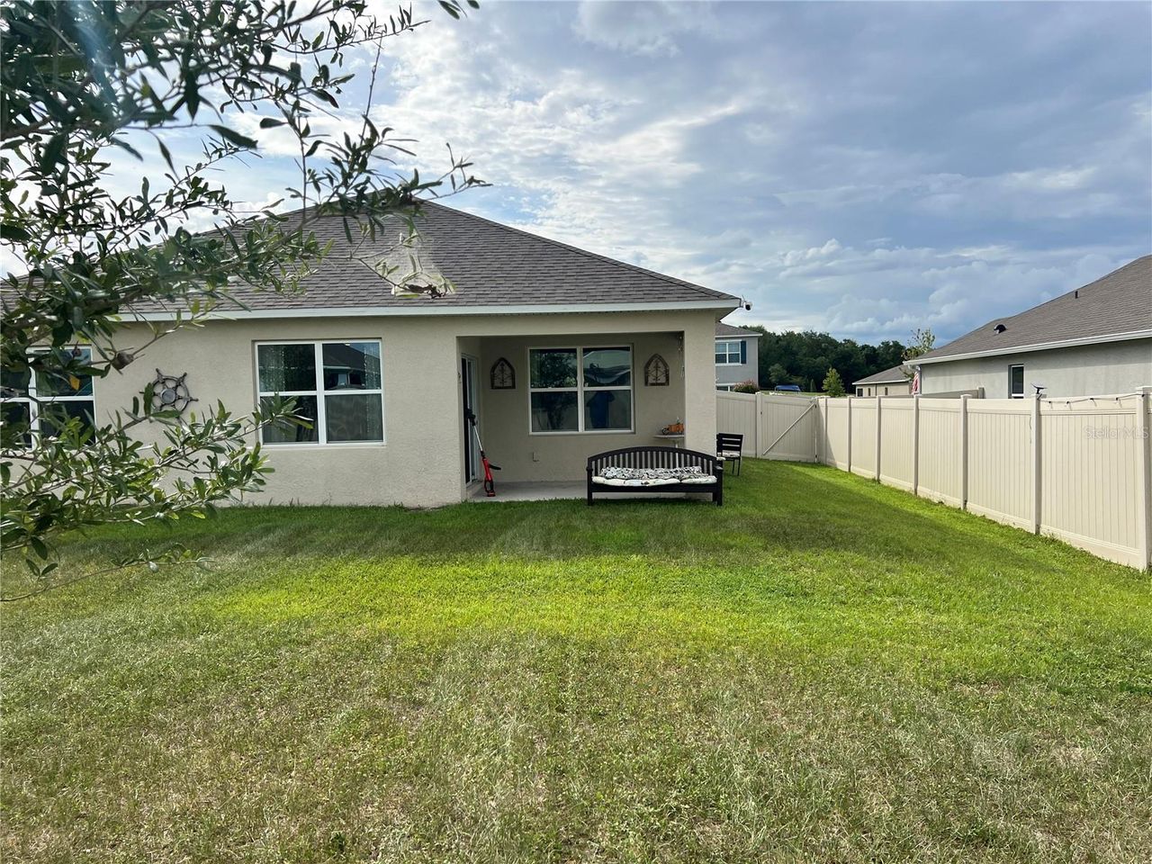 5240 GREENHEART AVENUE — photo 21
