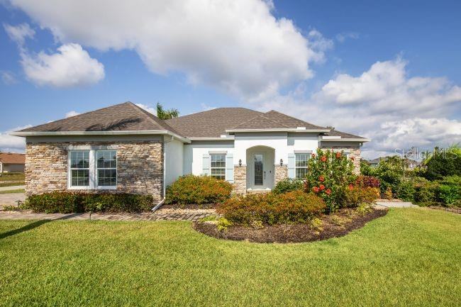 30653 PRESTWICK AVENUE, SORRENTO, FL