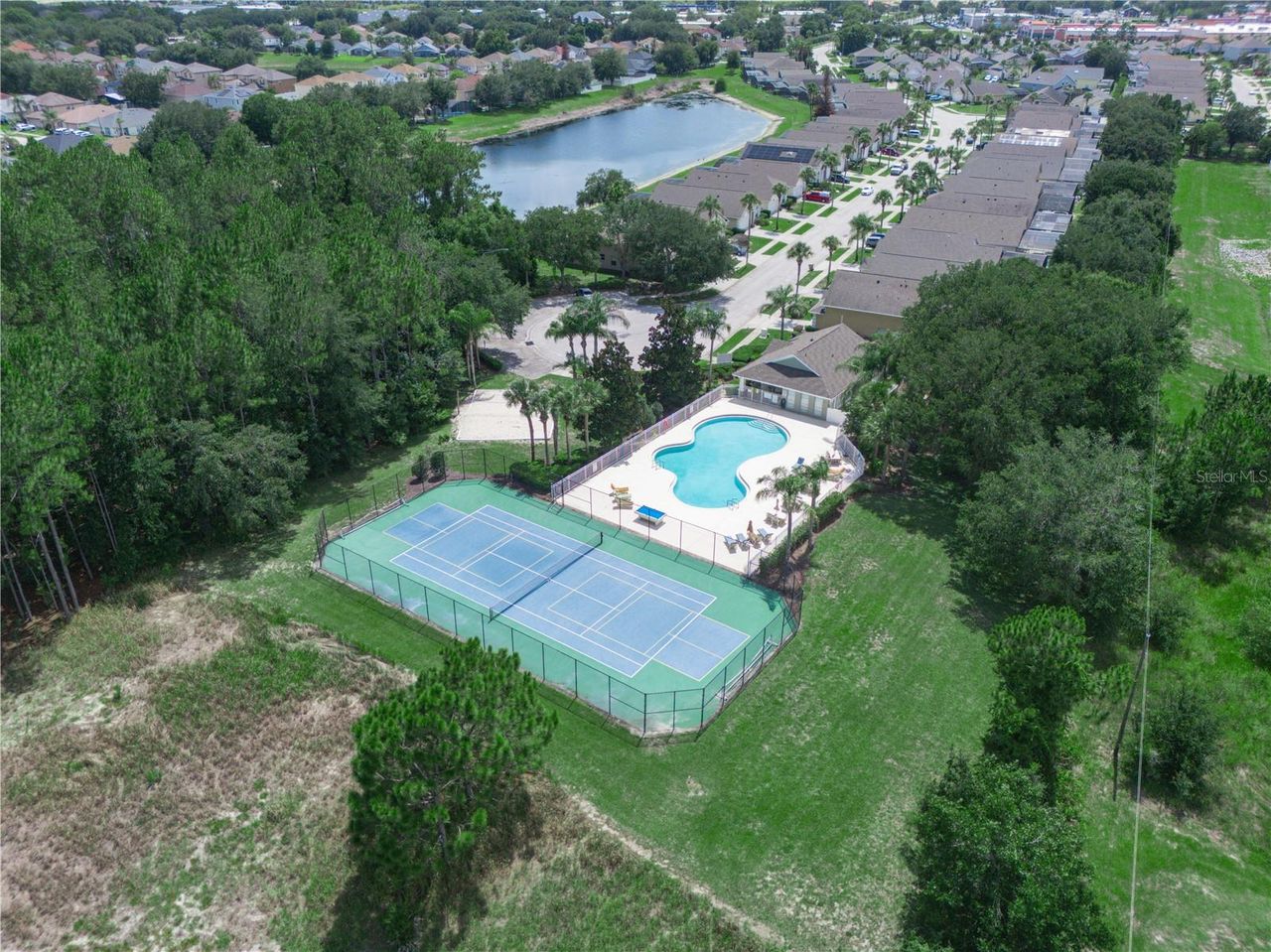 16809 GLENBROOK BOULEVARD — photo 34