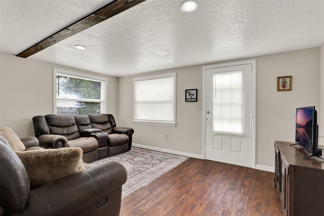 30137 ORANGE AVENUE — photo 4