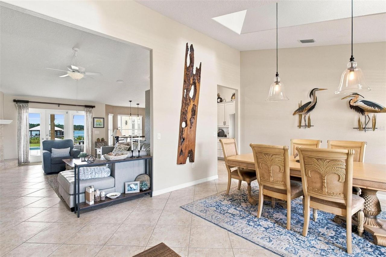 3716 BAYSHORE CIRCLE — photo 17