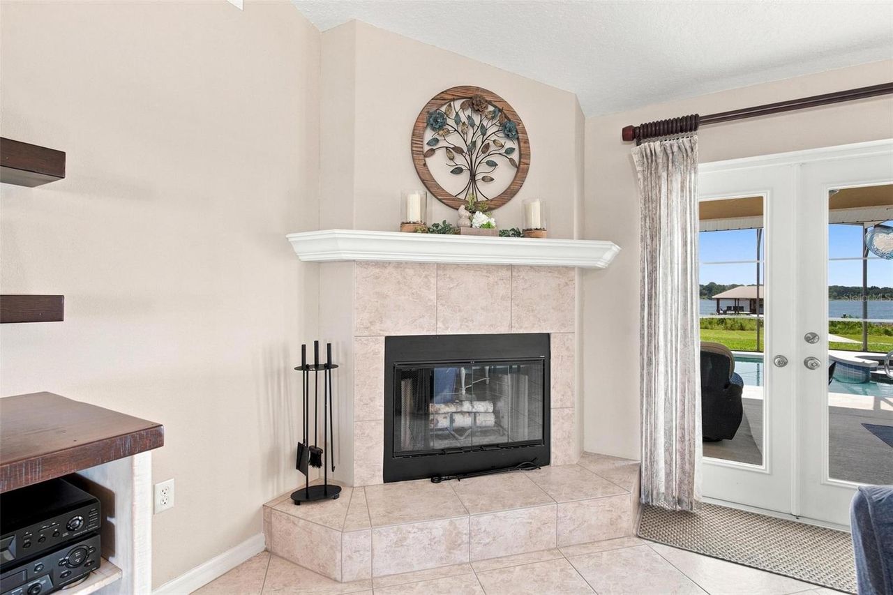 3716 BAYSHORE CIRCLE — photo 21