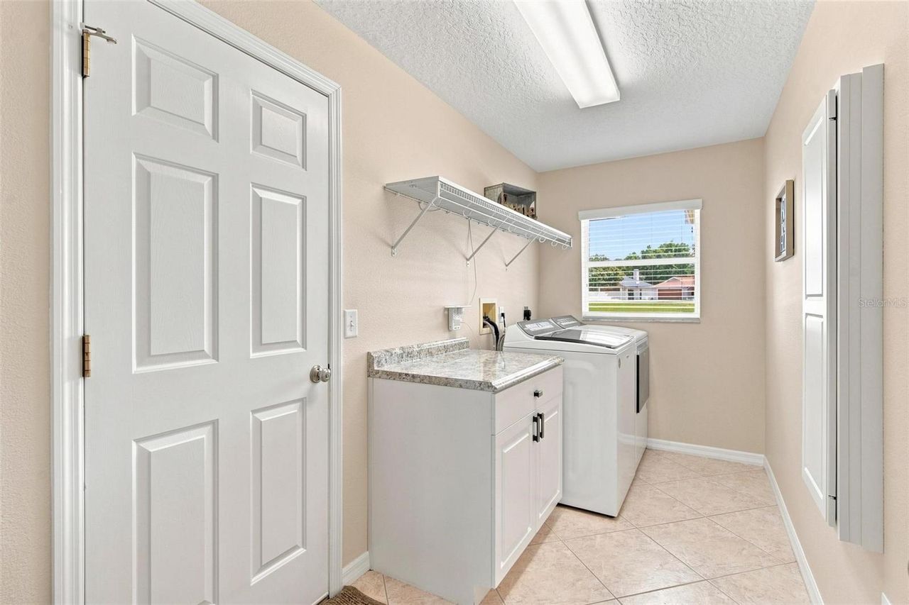 3716 BAYSHORE CIRCLE — photo 33