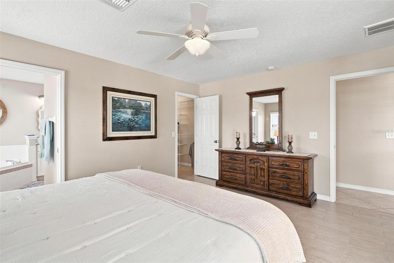 3716 BAYSHORE CIRCLE — photo 37
