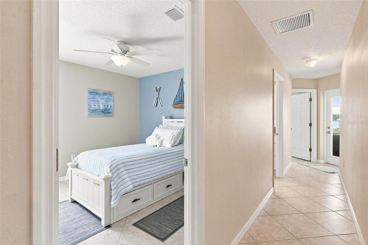3716 BAYSHORE CIRCLE — photo 47