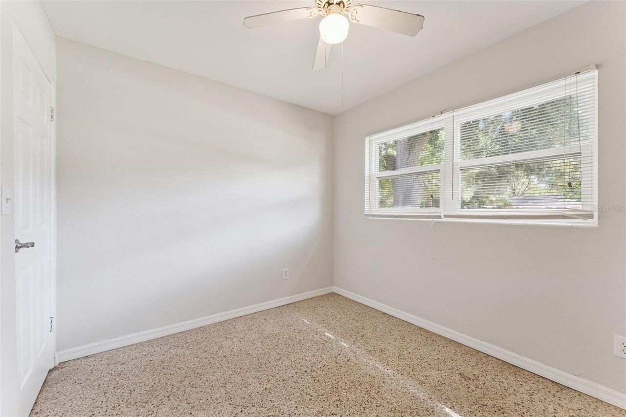 108 ALEXANDRIA AVENUE — photo 20