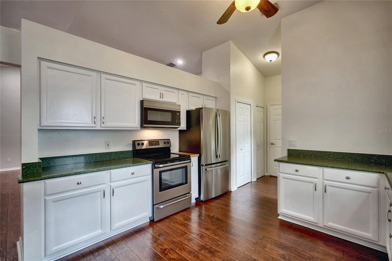 25735 GLEN EAGLE DRIVE — photo 8