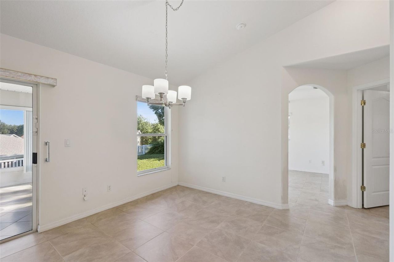 110 TWIN LAKE CIRCLE — photo 10