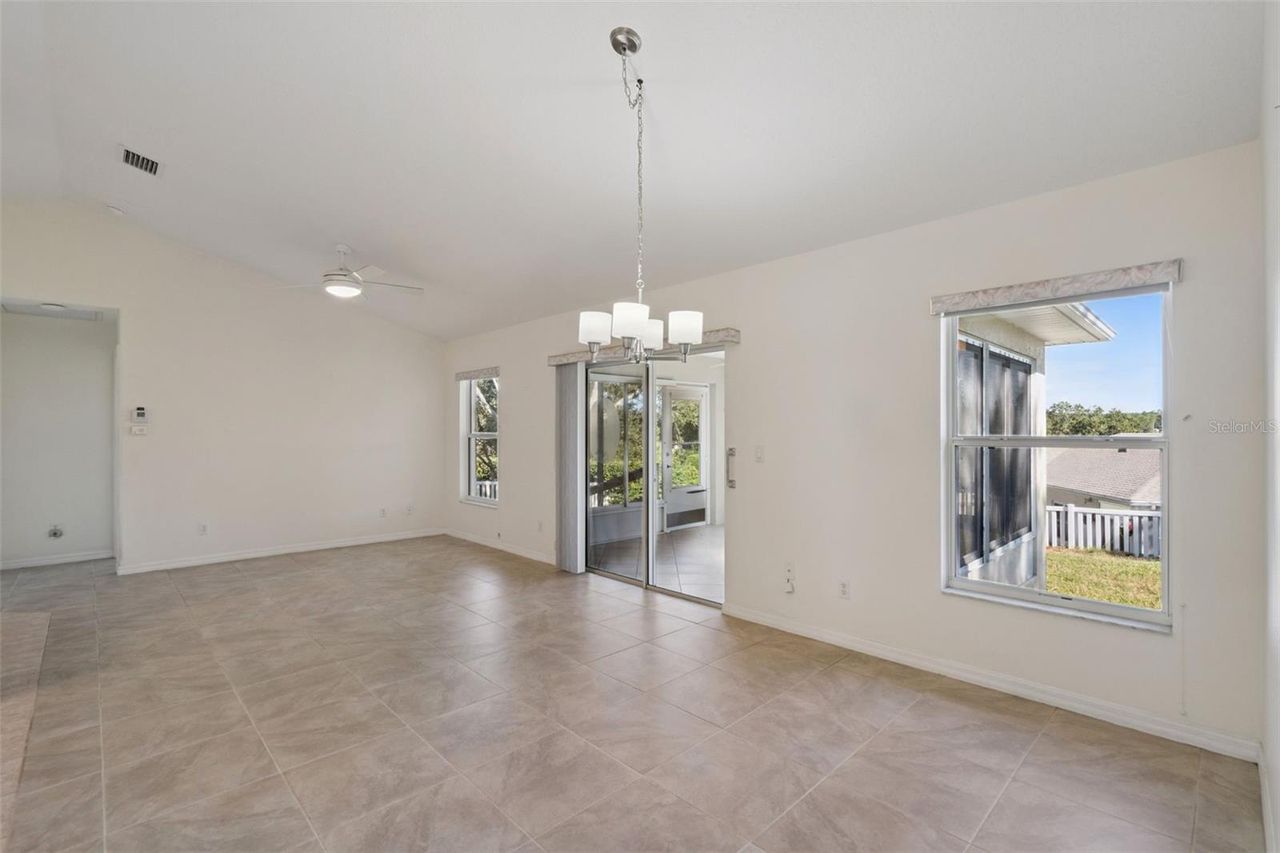 110 TWIN LAKE CIRCLE — photo 11