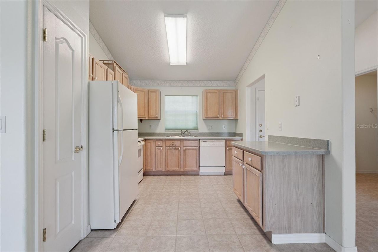 110 TWIN LAKE CIRCLE — photo 13