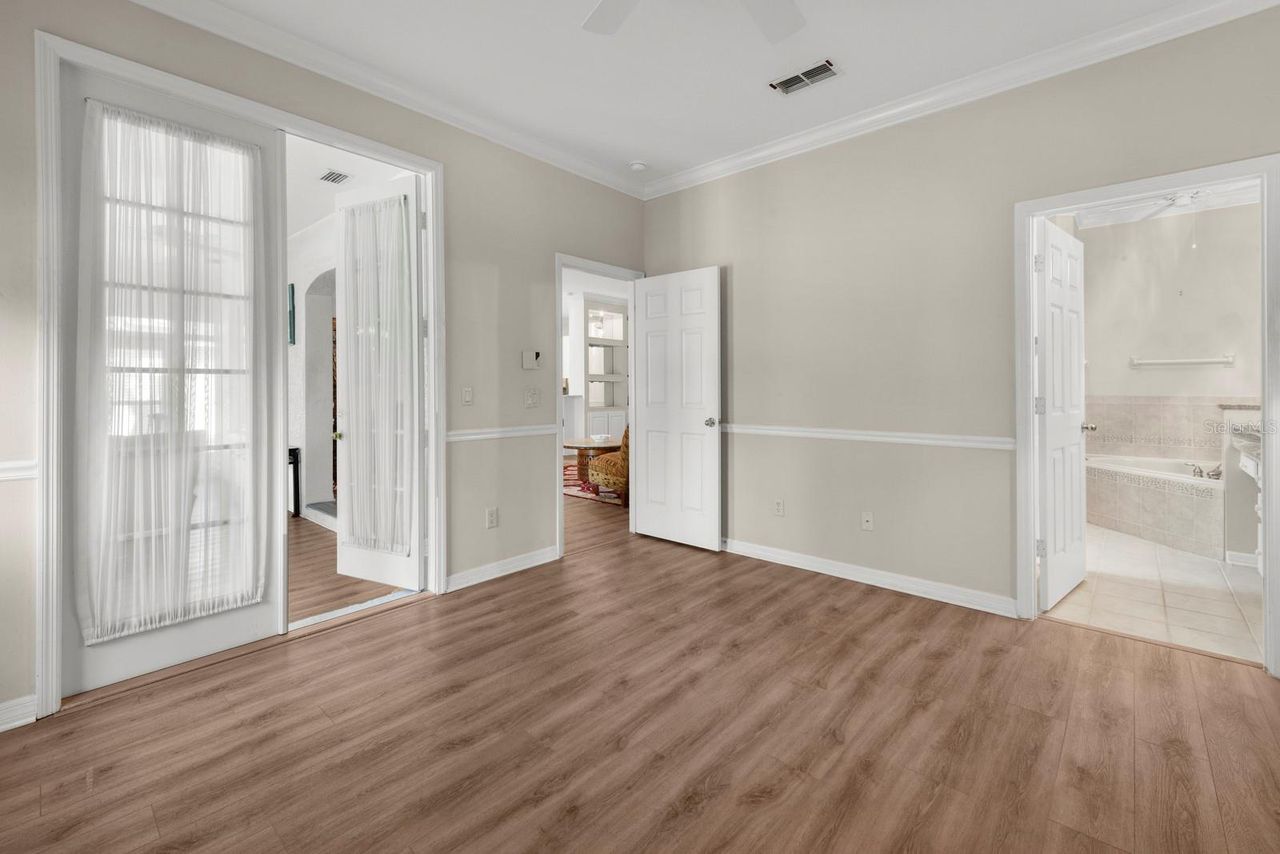 8040 ARCADIAN COURT — photo 12