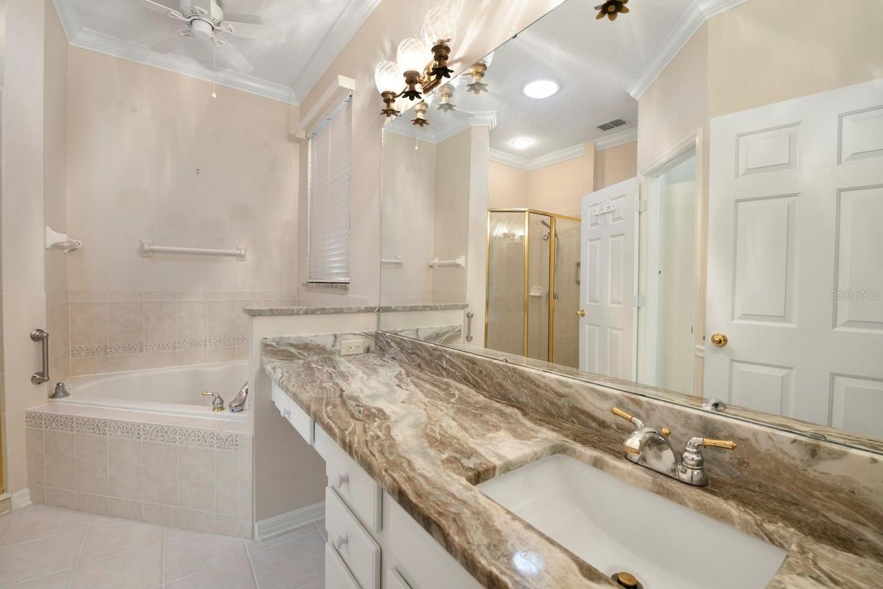 8040 ARCADIAN COURT — photo 13