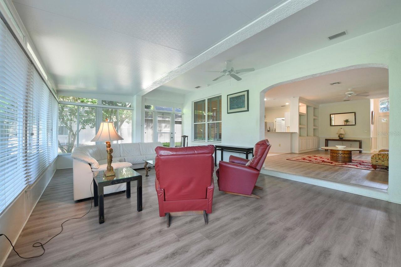 8040 ARCADIAN COURT — photo 20