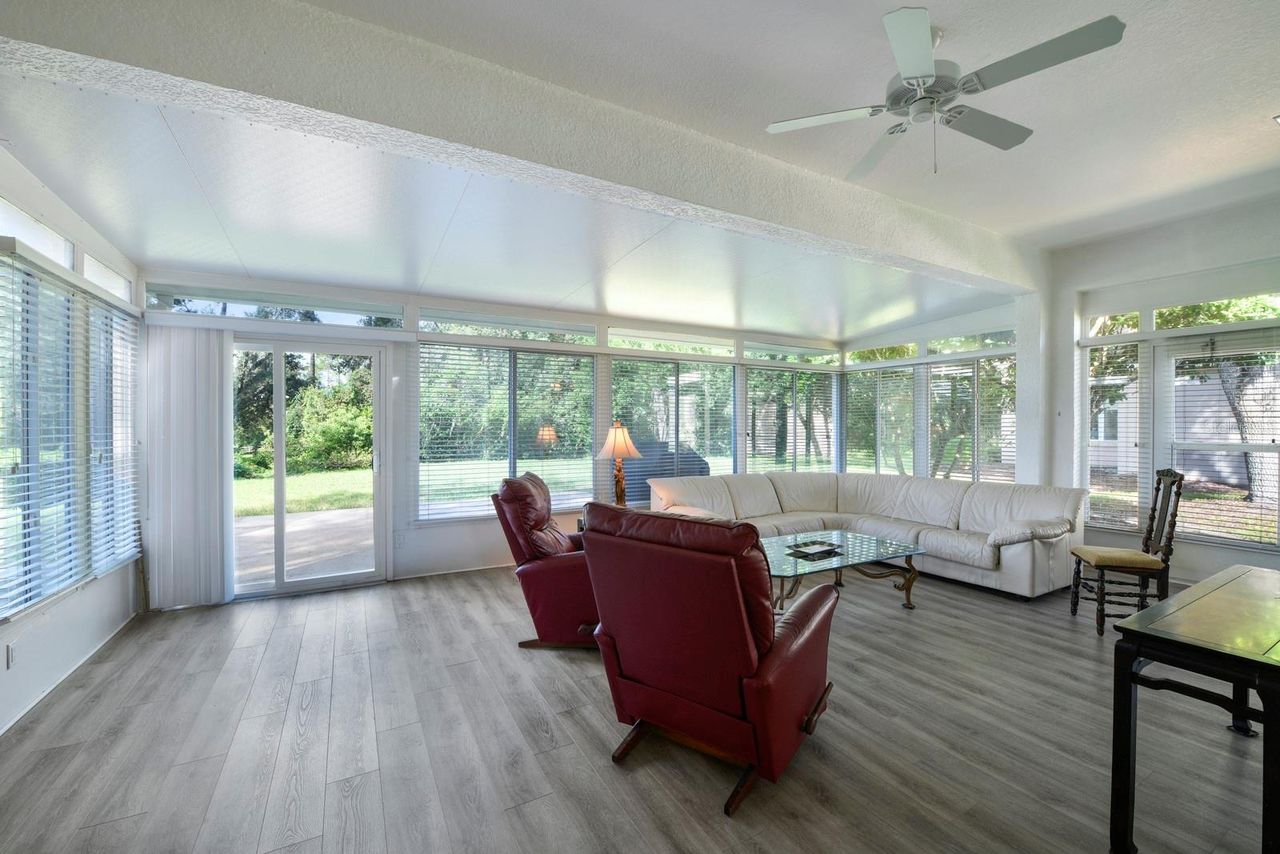 8040 ARCADIAN COURT — photo 21