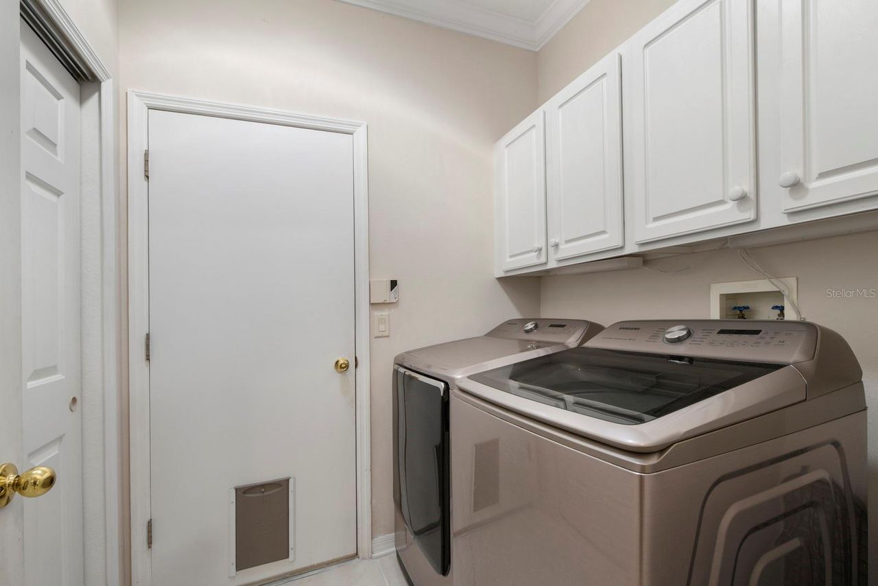 8040 ARCADIAN COURT — photo 23