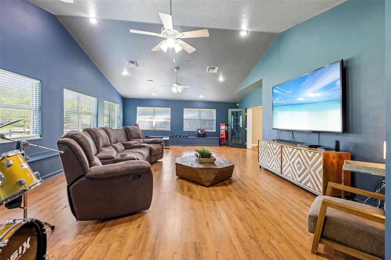 22301 CORONADO SOMERSET DRIVE — photo 35