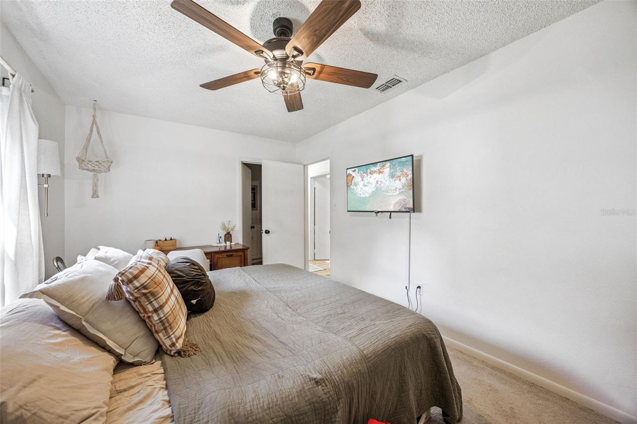 31434 SUMMIT STREET — photo 22