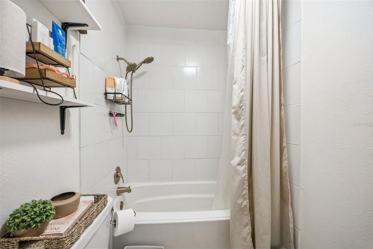 31434 SUMMIT STREET — photo 24