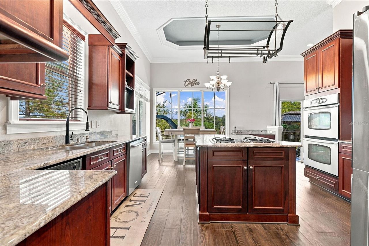 18020 VICTORIAN DRIVE — photo 10