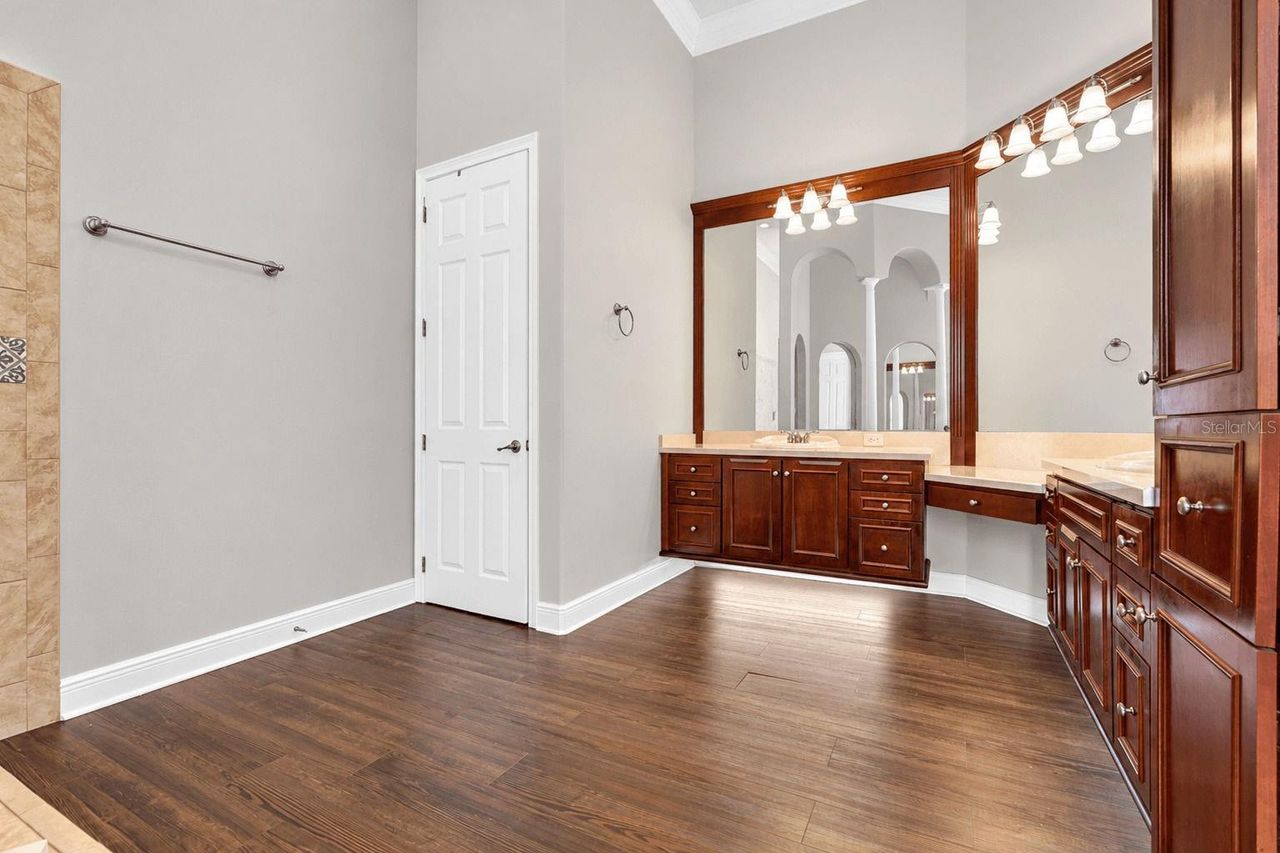 18020 VICTORIAN DRIVE — photo 21