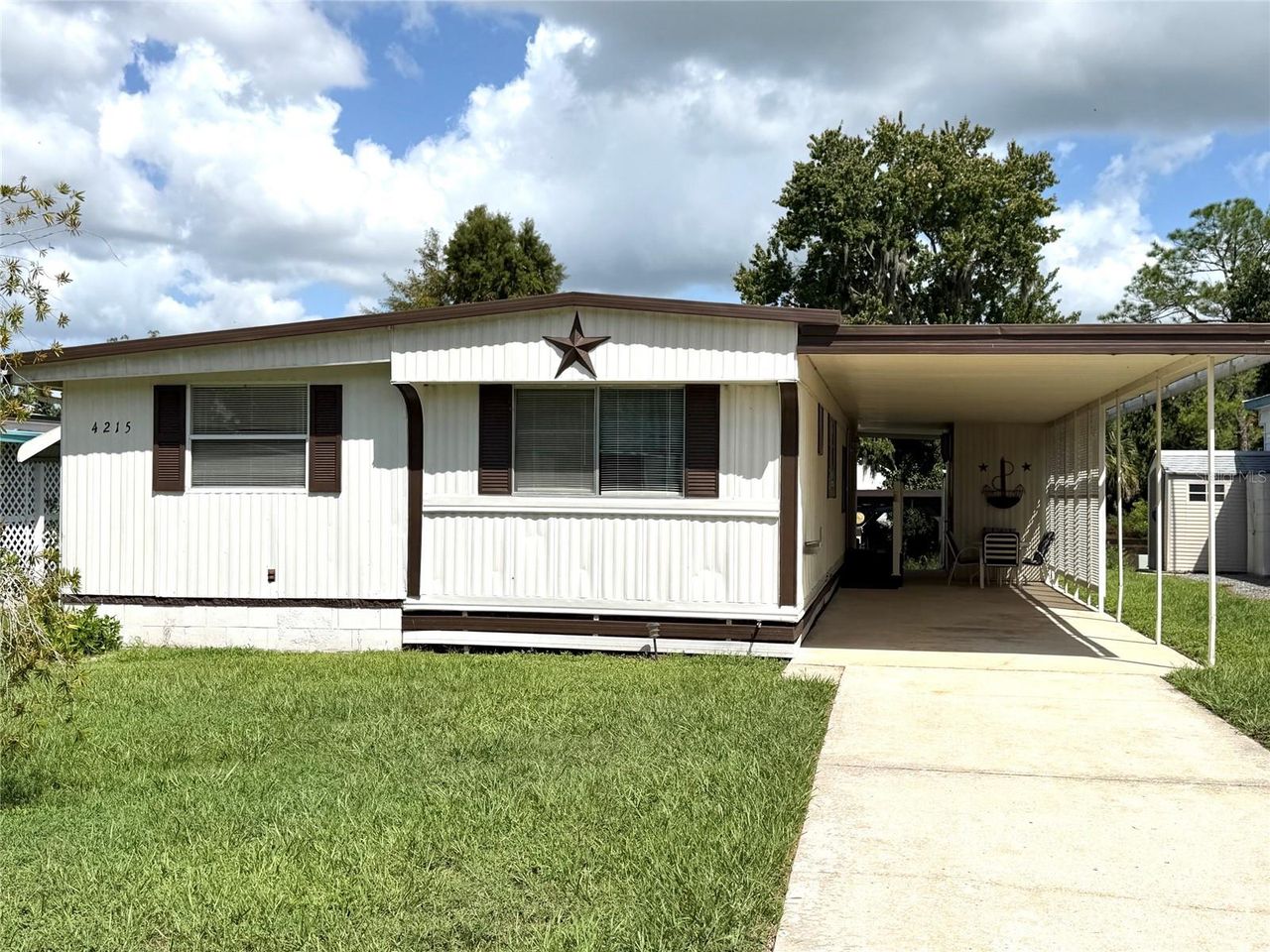 4215 WINDY WAY — photo 1