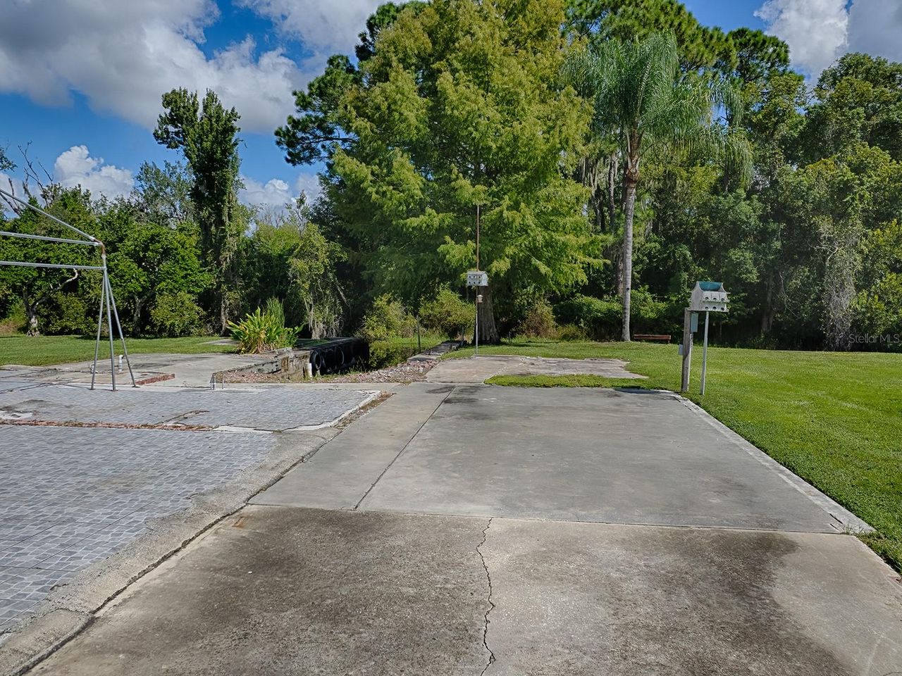 5417 EAGLES NEST ROAD — photo 35