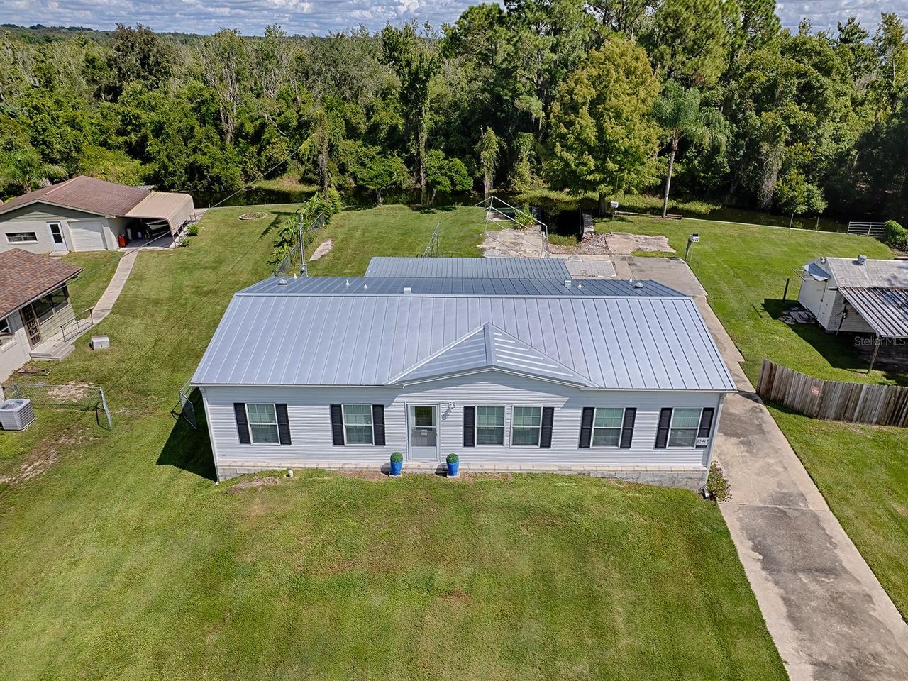 5417 EAGLES NEST ROAD — photo 39