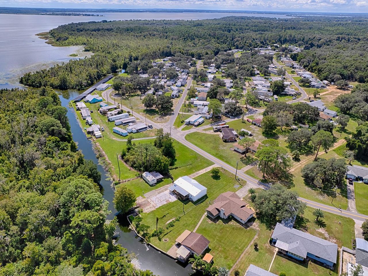 5417 EAGLES NEST ROAD — photo 48