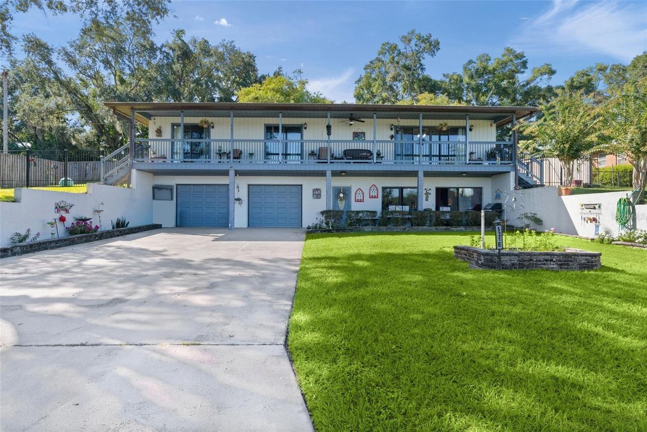 521 MIRROR LAKE DRIVE — photo 3