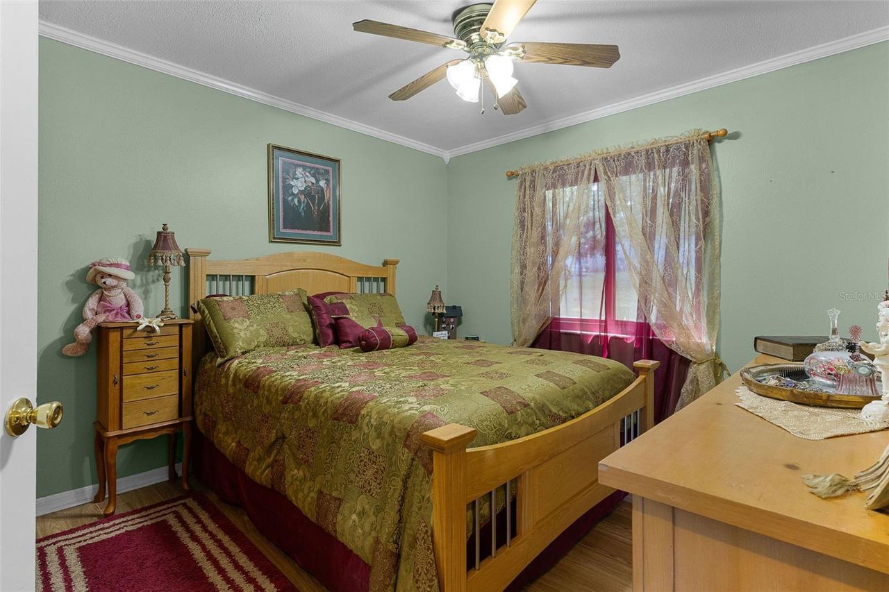 521 MIRROR LAKE DRIVE — photo 19