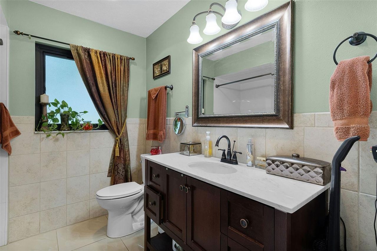 521 MIRROR LAKE DRIVE — photo 25