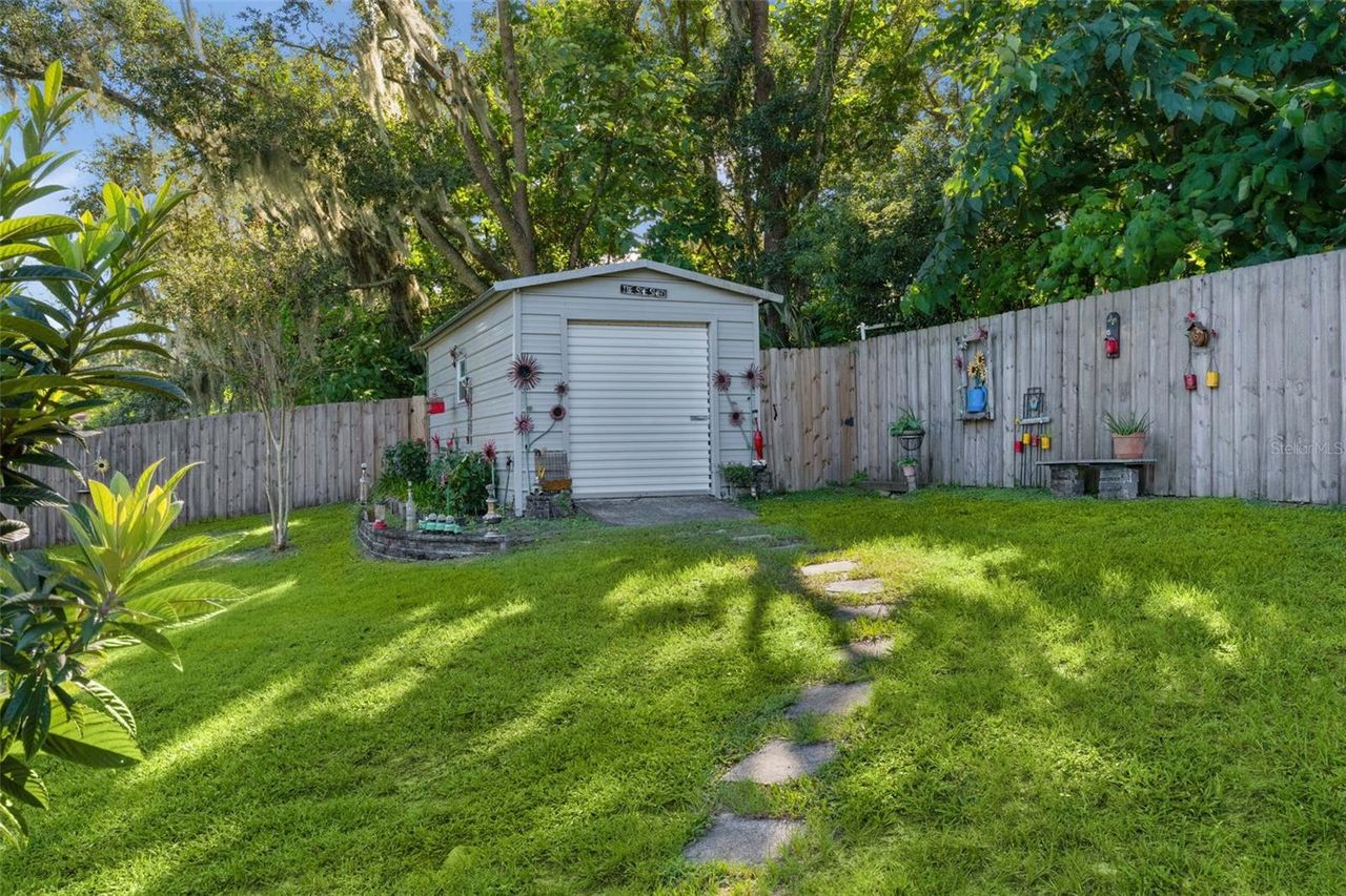 521 MIRROR LAKE DRIVE — photo 50