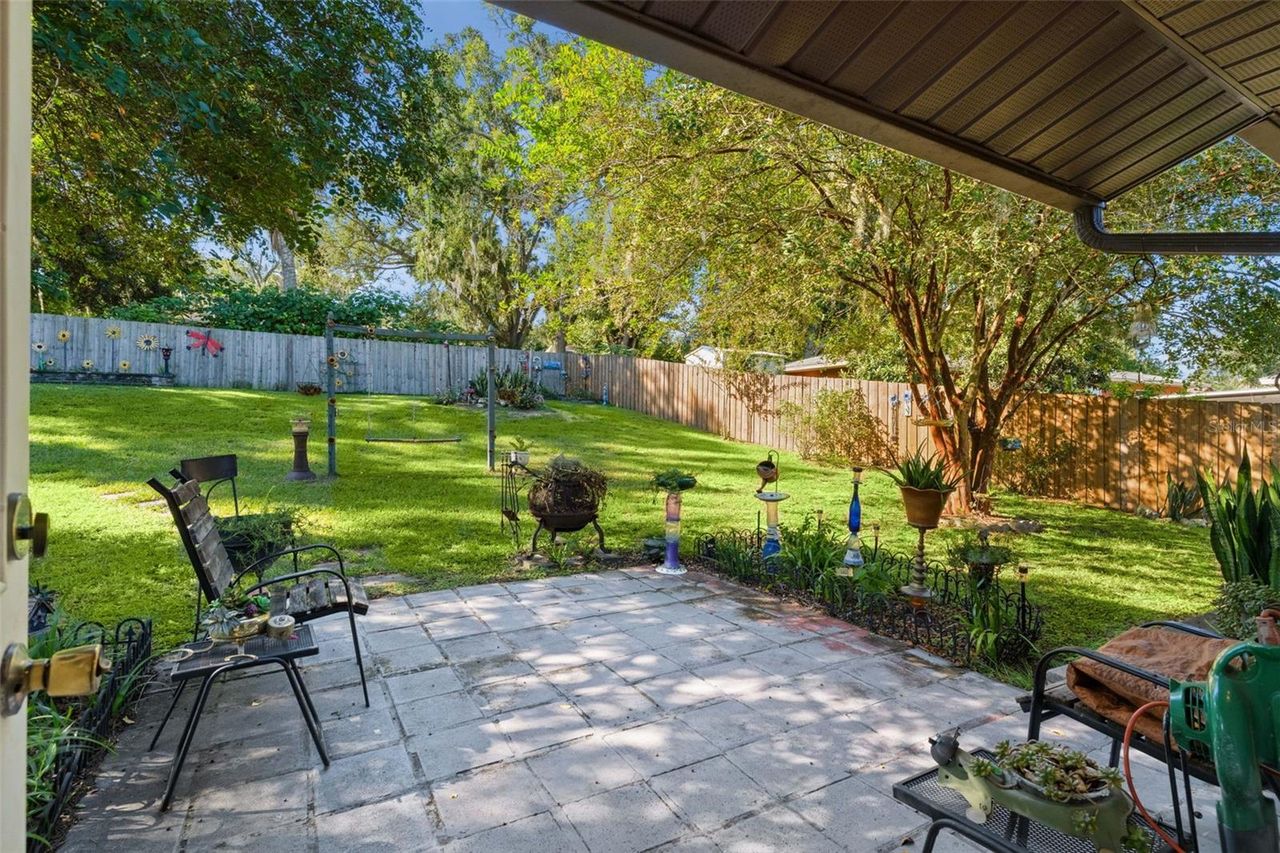 521 MIRROR LAKE DRIVE — photo 54
