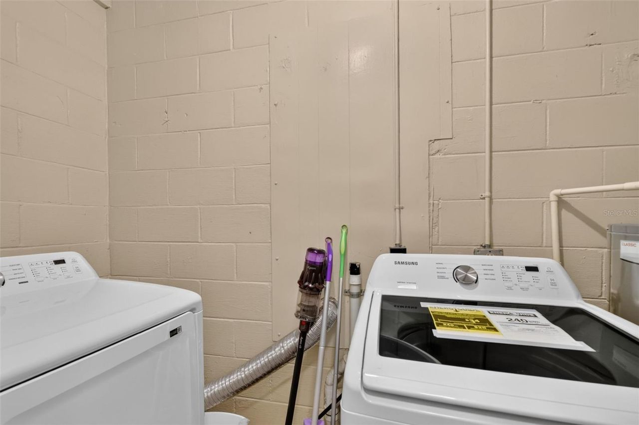 706 MULBERRY STREET — photo 14