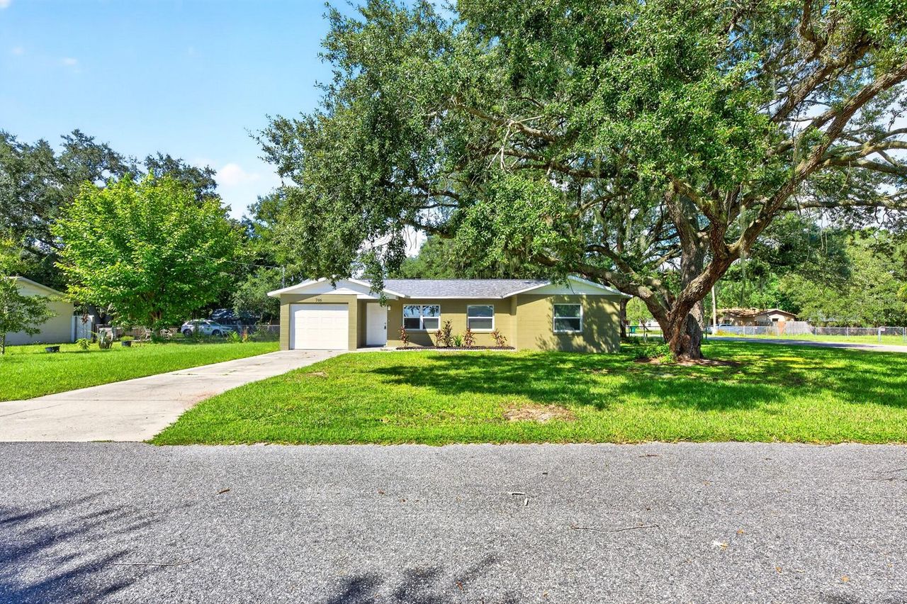 706 ELM AVENUE — photo 21