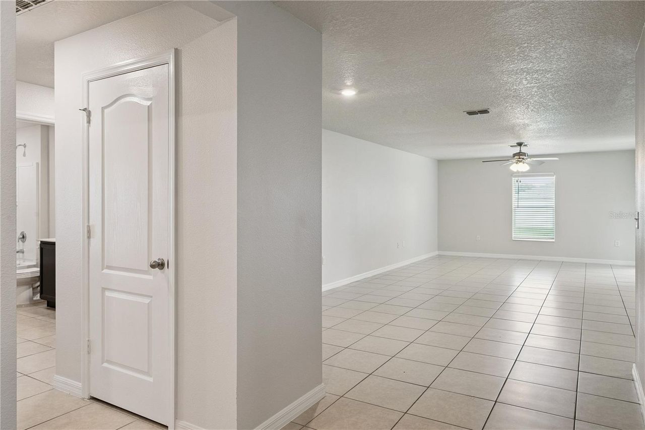 1694 HIDEAWAY FLAT STREET — photo 8
