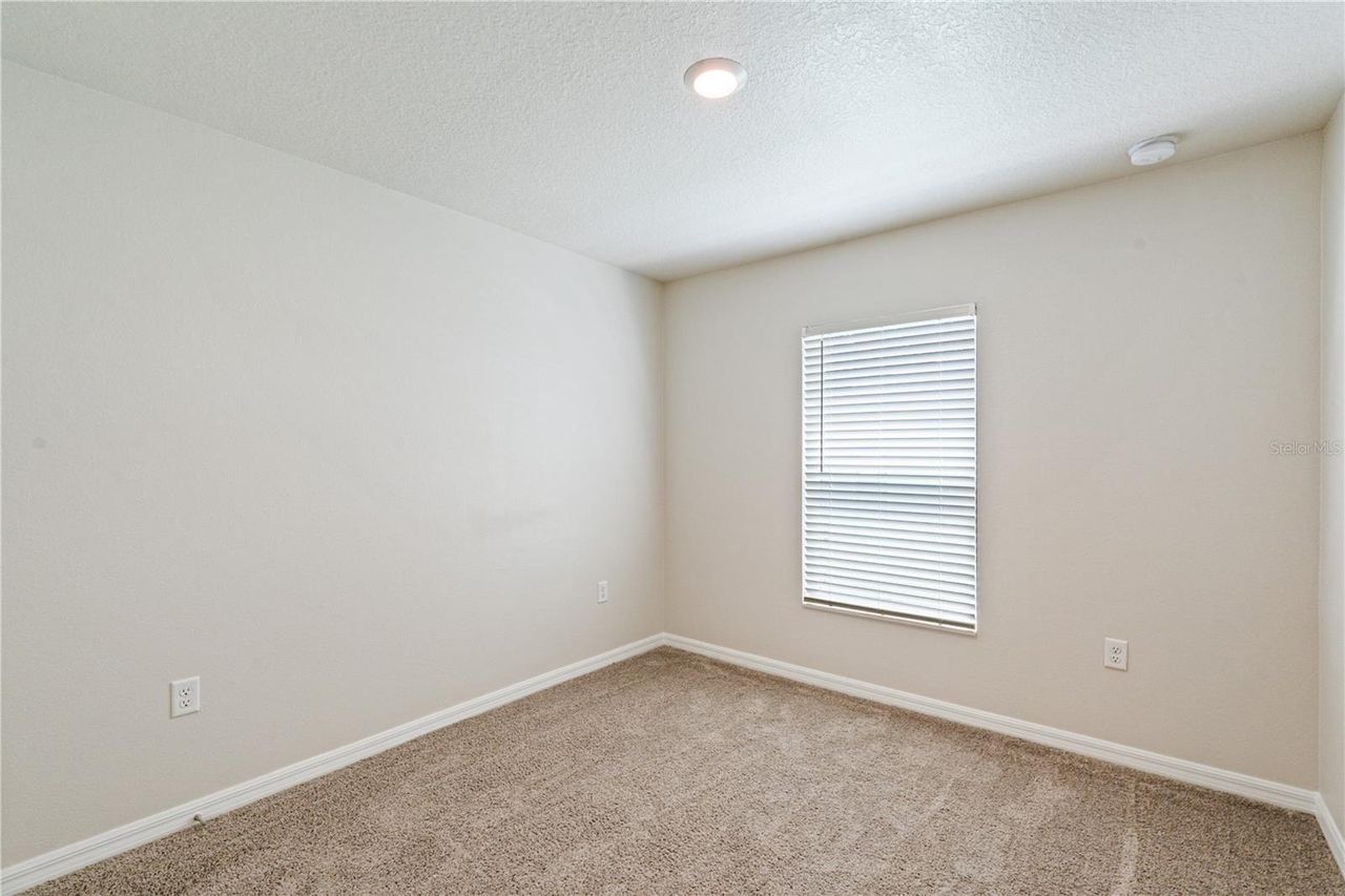 1694 HIDEAWAY FLAT STREET — photo 29