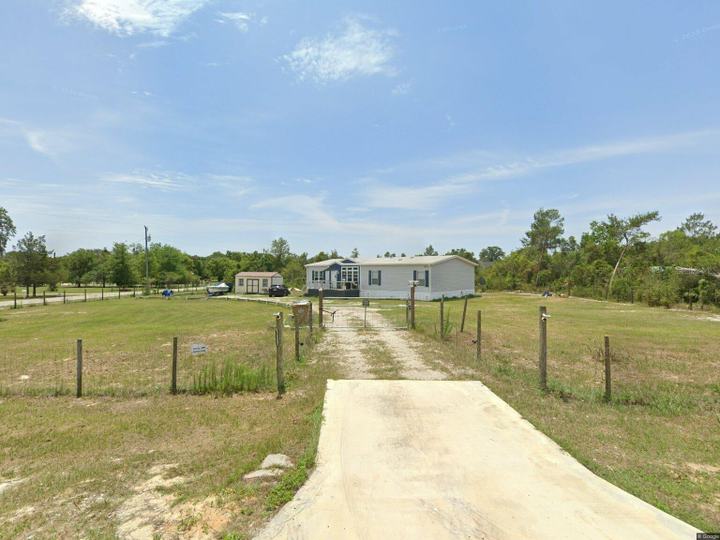 19930 FIFTH STREET, UMATILLA, FL