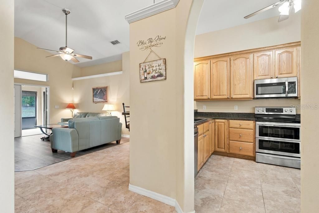 81 GOLFVIEW CIRCLE — photo 17