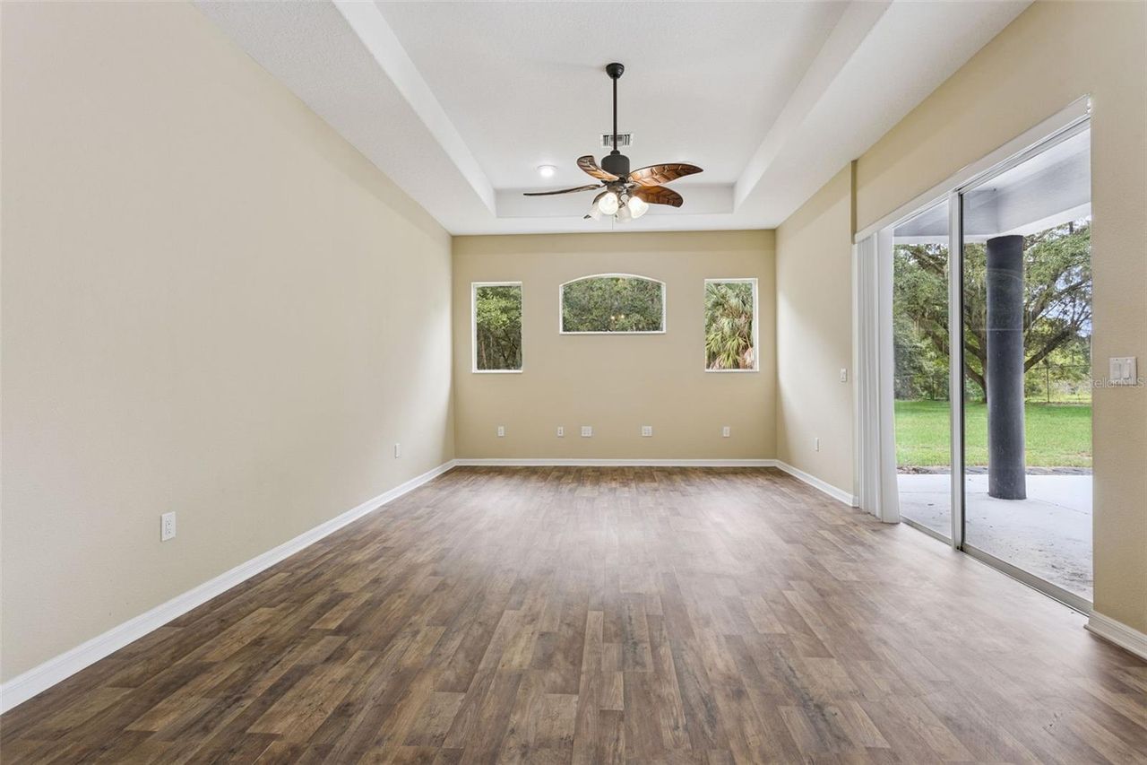 949 HAWK LANDING — photo 28