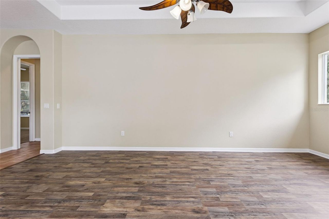 949 HAWK LANDING — photo 29