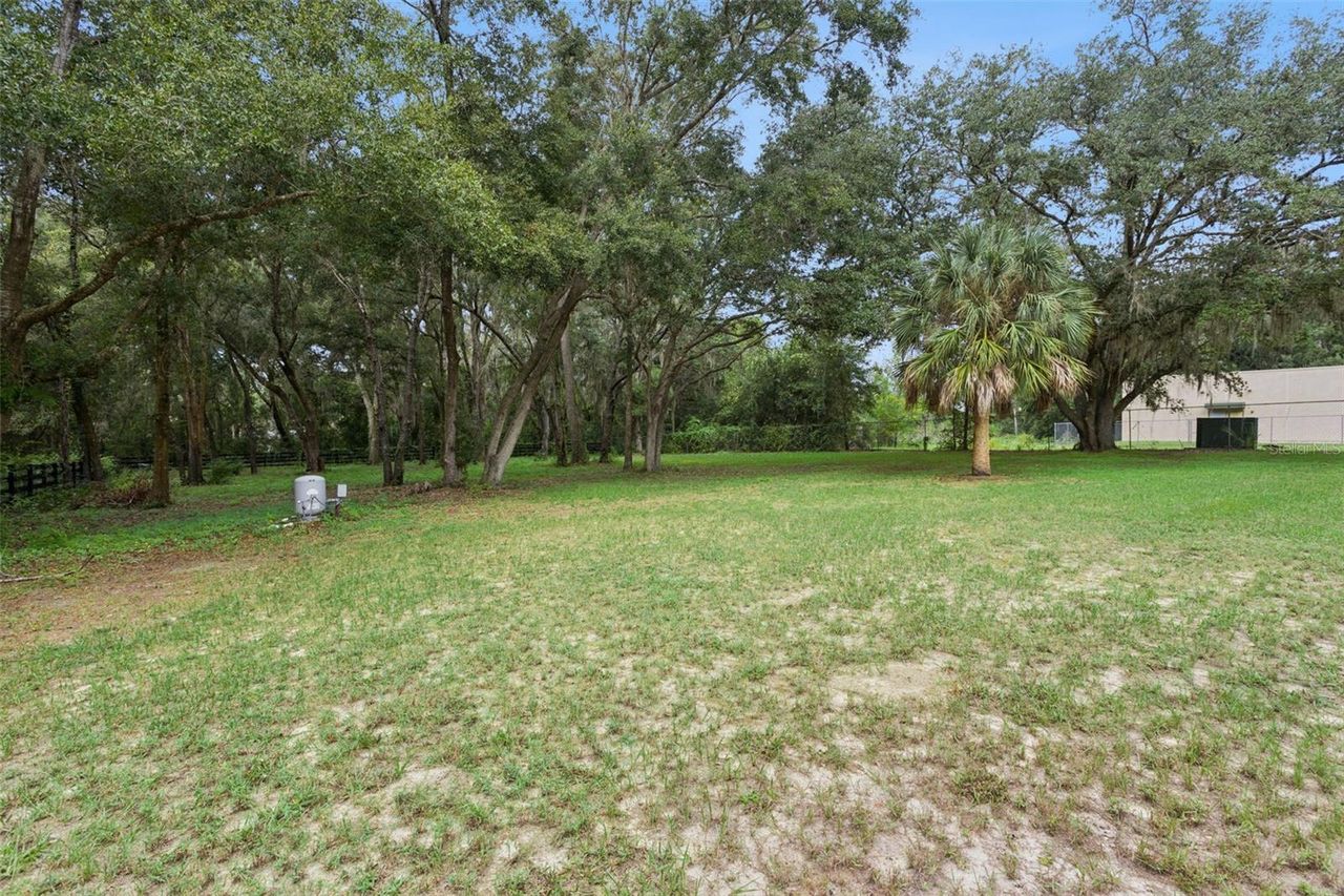 949 HAWK LANDING — photo 50