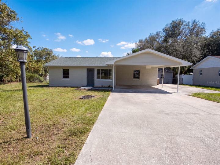 4526 EAGLES NEST ROAD, FRUITLAND PARK, FL